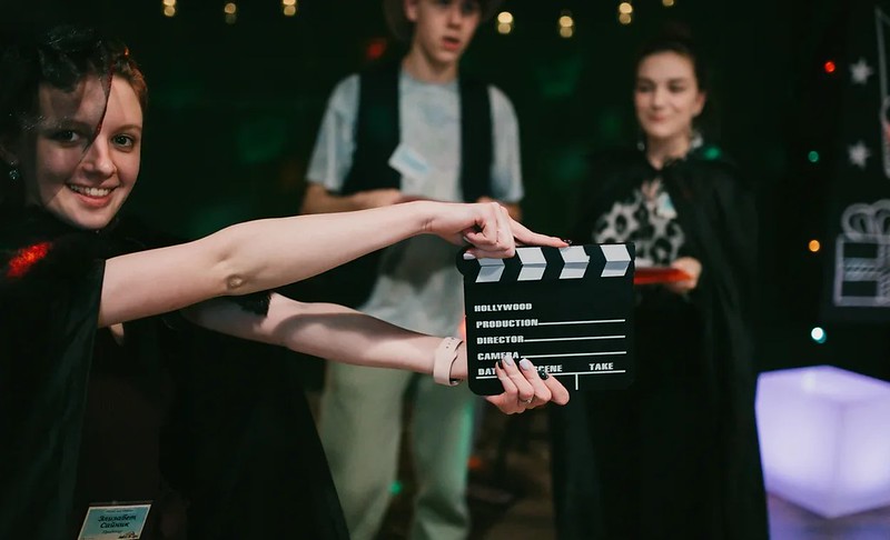 Городские огни и праздничное настроение в Tallinn